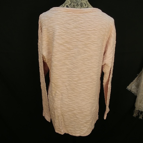 Ruff Hewn top - Picture 2 of 3